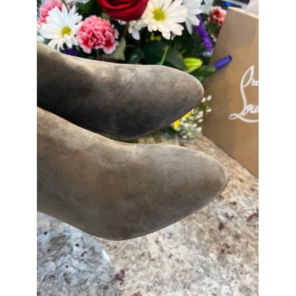 Christian Louboutin So Eleonor Velour Ankle Boots in Silex Gray EU:37.5/US:7.5 - Picture 5 of 12